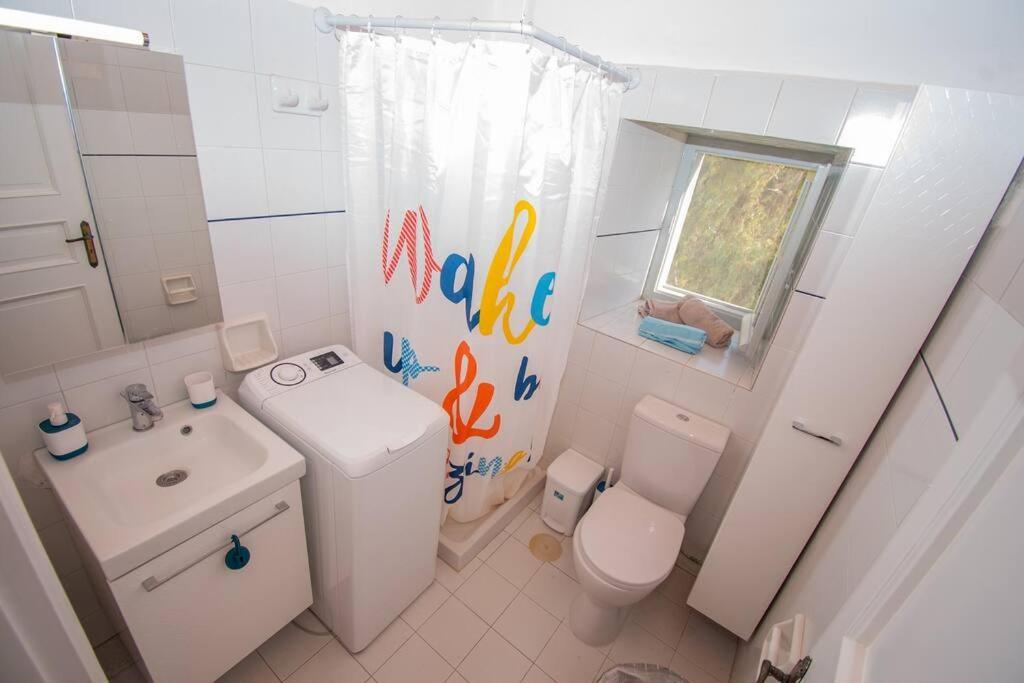 Iolis Loft Hydra Apartment Bagian luar foto