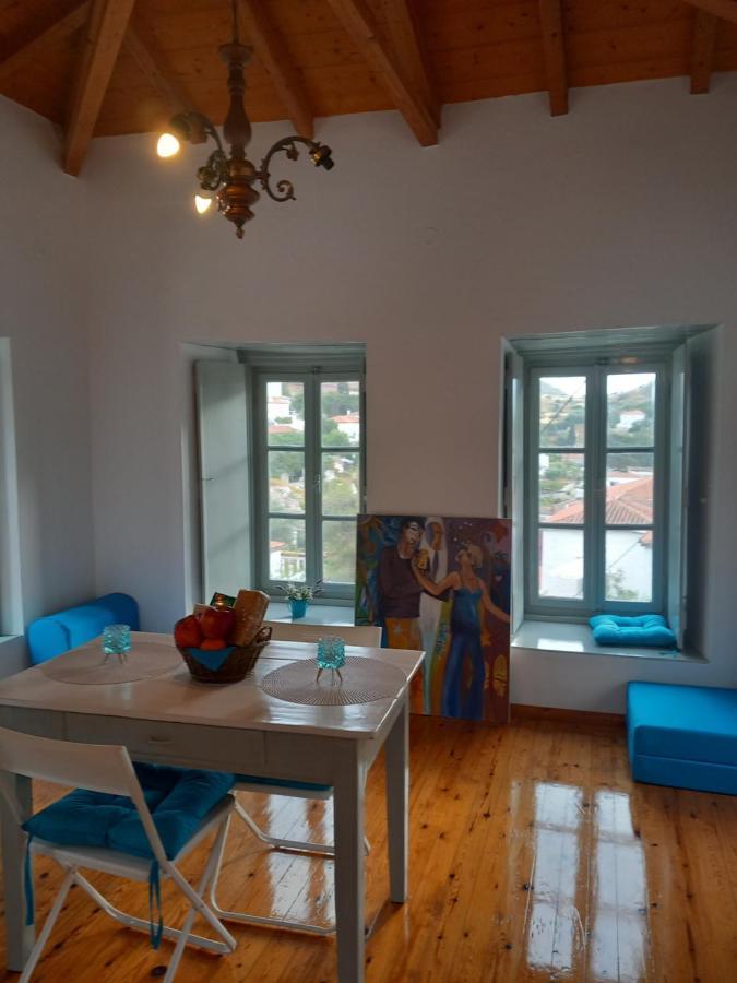 Iolis Loft Hydra Apartment Bagian luar foto